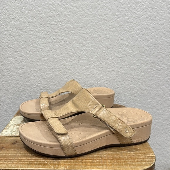 Vionic Lucia Leather Slide Sandals Size 8 - Picture 3 of 5